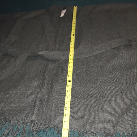 Lands’ End Belted Shawl Wrap - Picture 5 of 10